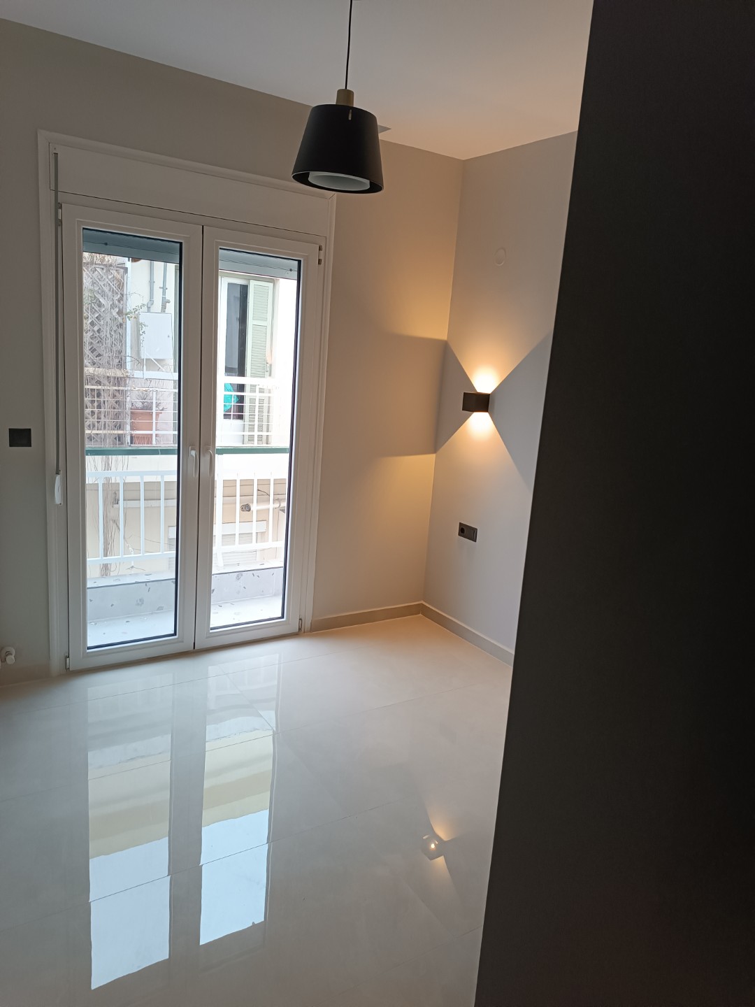 1674733447418 (Large)